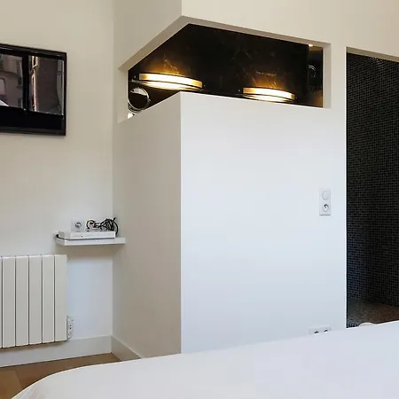 Apartment Loft Vinaigriers Republique Paris